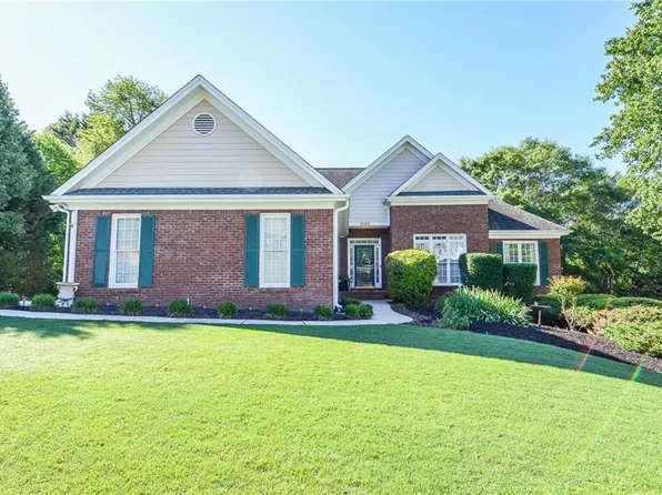 3483 Flat Run Dr, Bethlehem, GA 30620