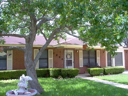 1st image of 1004 Longleaf Dr