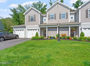 803 Grayson Pl, Schenectady, NY 12302