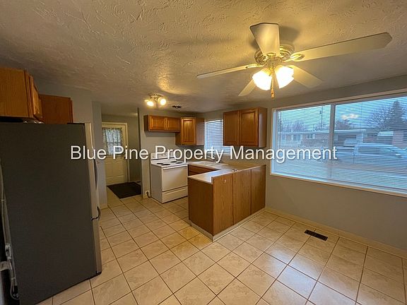 4th image of 2280 Logan Dr