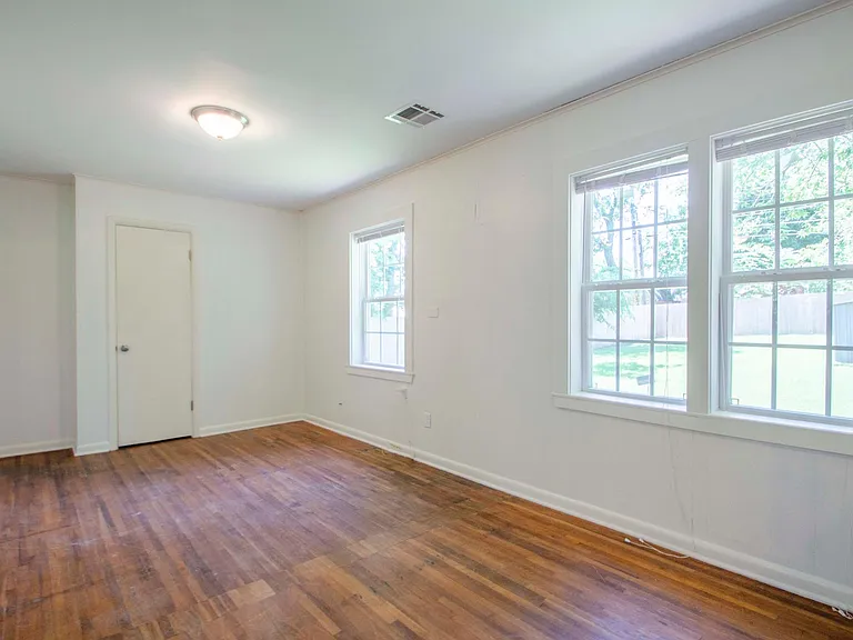 726 S Maplewood Ave — Photo 13