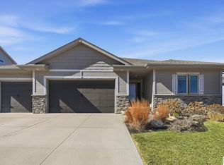 11604 S 110th Ave, Papillion, NE 68046