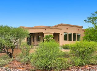 922 E Vault Mine Ct, Green Valley, AZ 85614