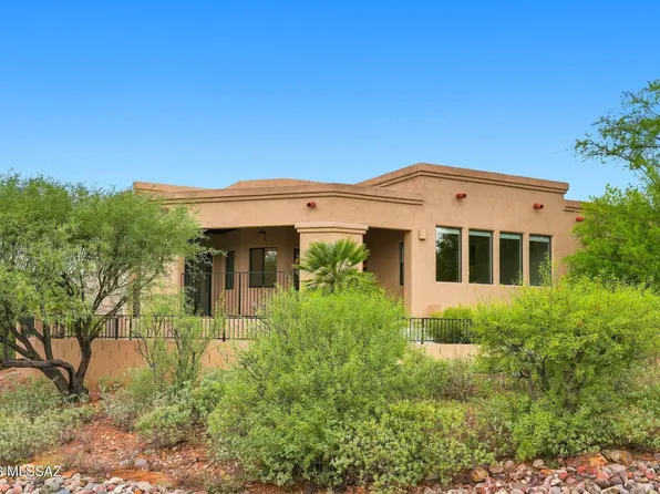 922 E Vault Mine Ct, Green Valley, AZ 85614