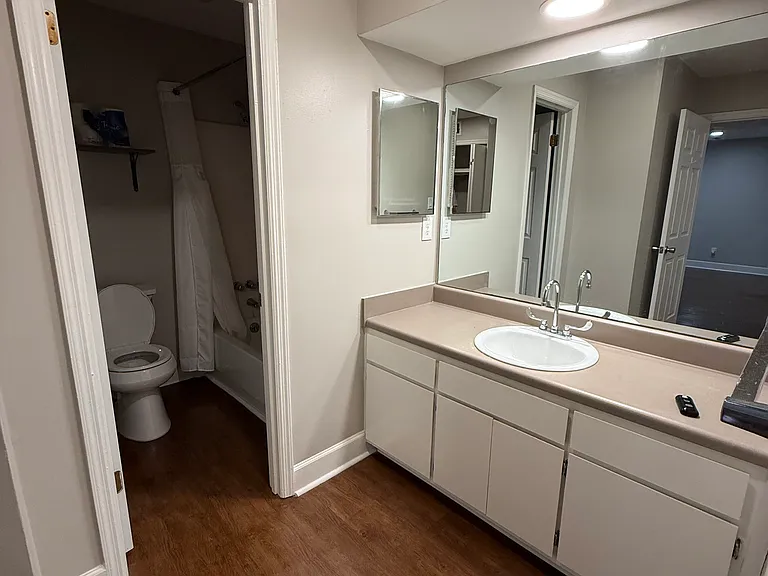 210 Appleby Dr #111 — Photo 5
