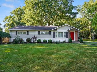 953 Maple St, Tallmadge, OH 44278