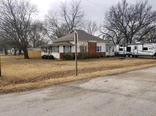 418 N Delaware St, Edna, KS 67342