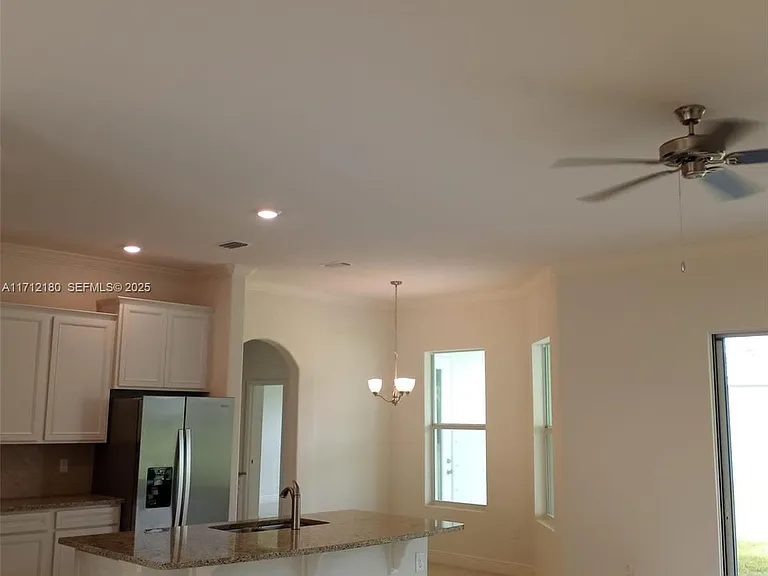 6555 Barbados Ct — Photo 16