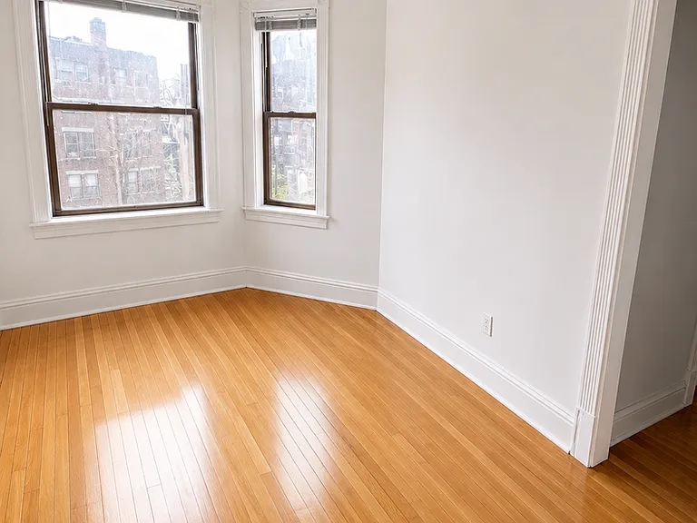 838 W Bradley Pl #1F — Photo 6