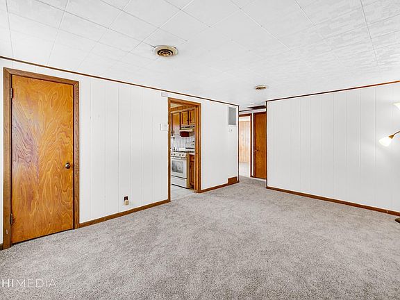 2nd image of 4414 Columbia Ave