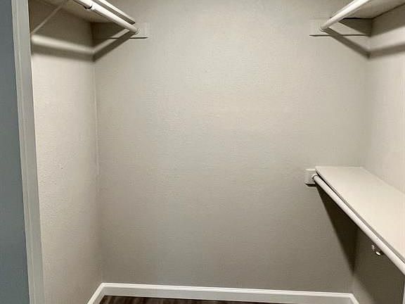 5th image of 9700 Leawood Blvd APT 913