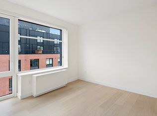 414 Gerard Ave #E913, Bronx, NY 10451