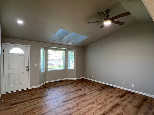 2108 Corona Ave — Photo 2