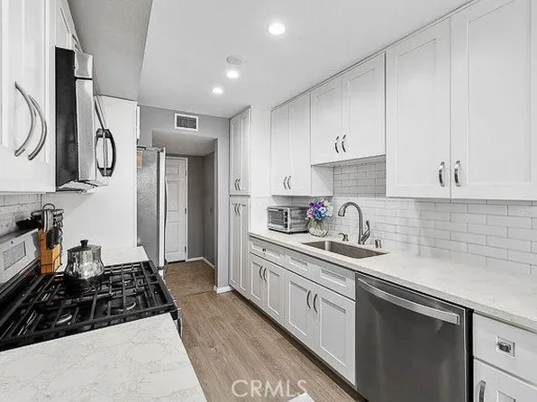 4501 Cedros Ave Unit 239, Sherman Oaks, CA 91403