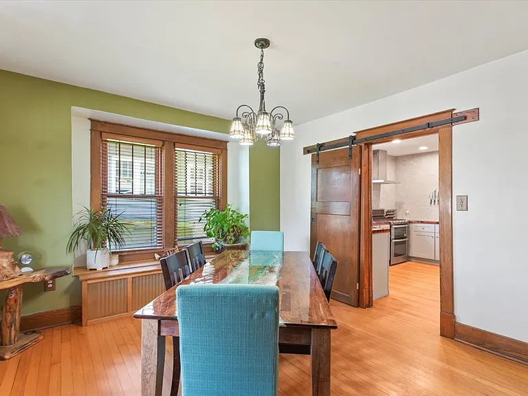 271 Delaware Ave — Photo 6