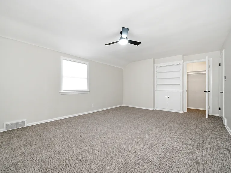 4037 Washington Blvd — Photo 23