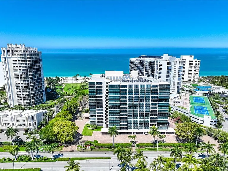 4031 Gulf Shore Blvd N #55 — Photo 37