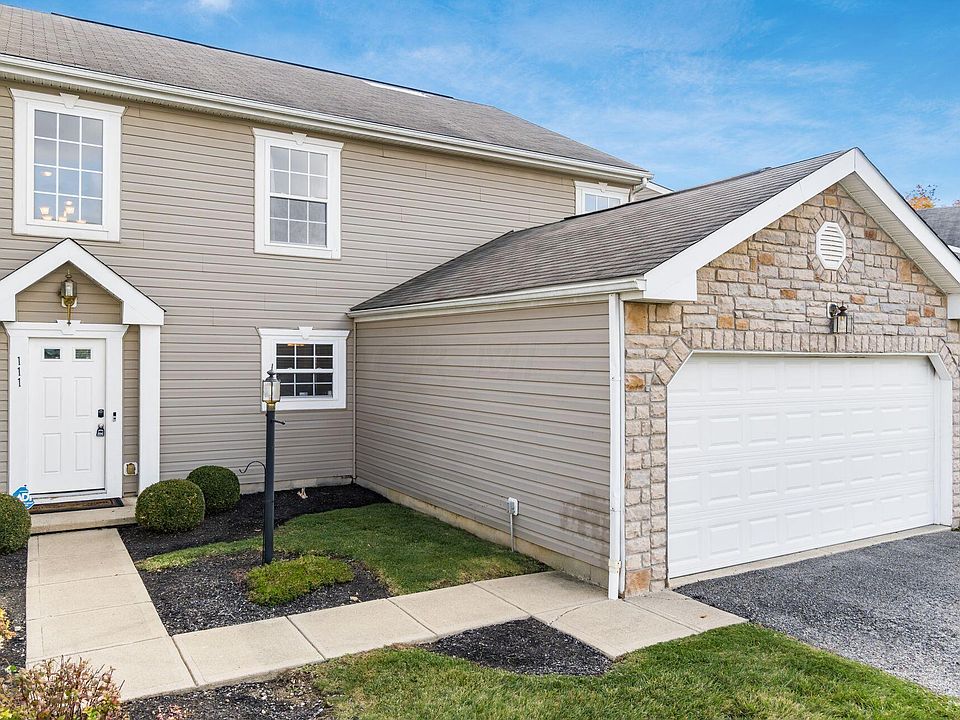 1st image of 111 Weeping Willow Dr