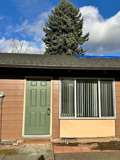 1st image of 10235 NE Prescott St APT 4