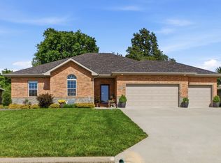 1260 S Mission Avenue, Bolivar, MO 65613