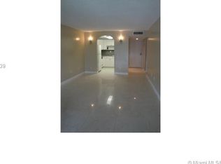 14525 N Kendall Dr, Miami, FL 33186