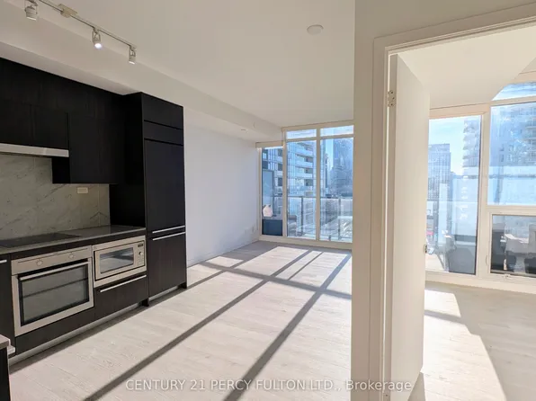 70 Queens Wharf Rd, Toronto, ON