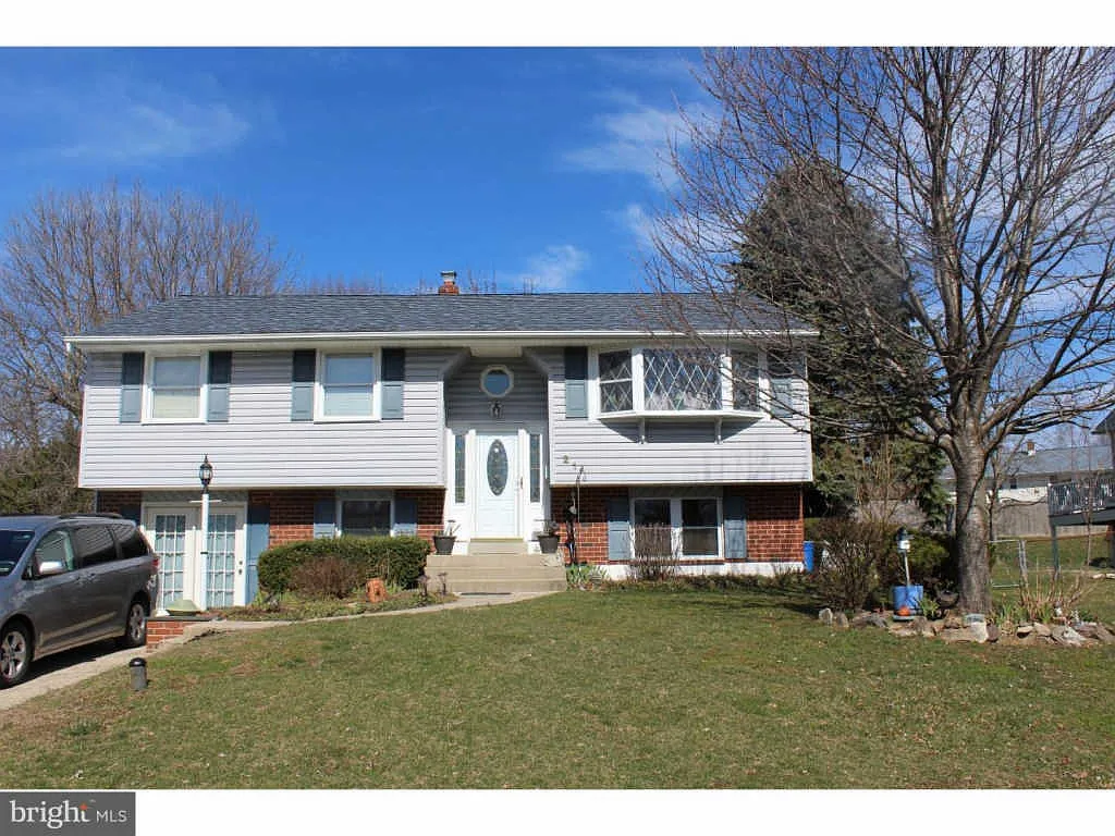 21 Williams Dr photo 1
