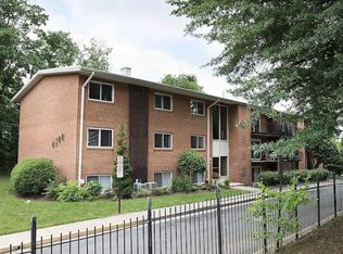Columbia Courts Apartments, Arlington, VA 22204