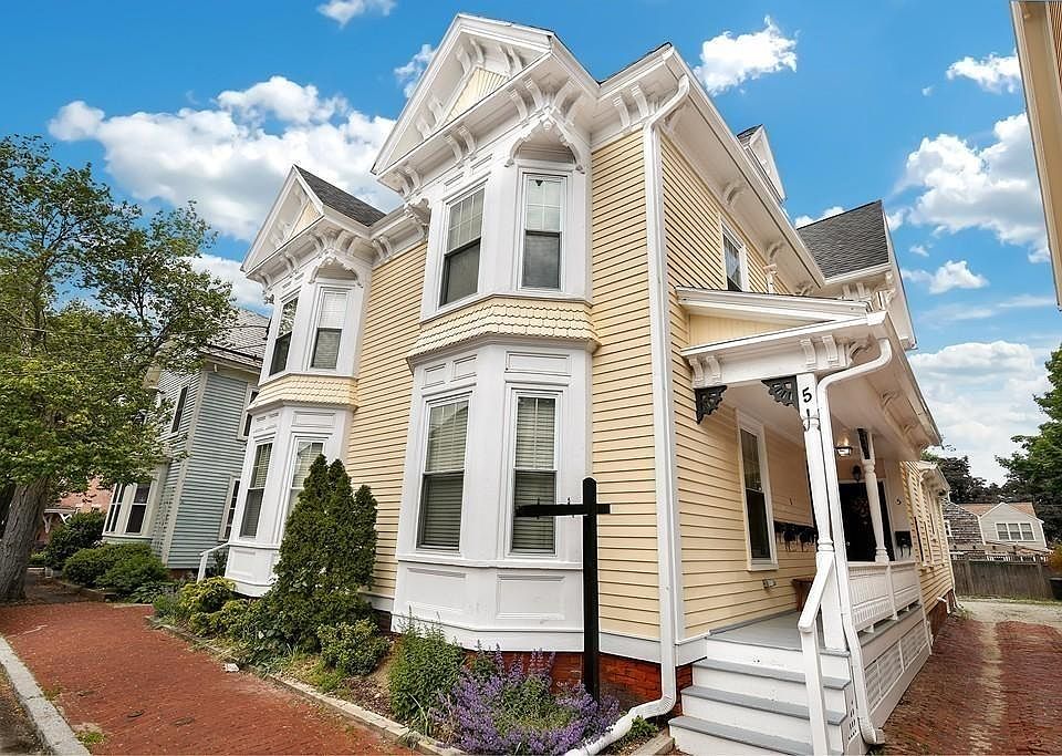 1st image of 5 Horton St APT A