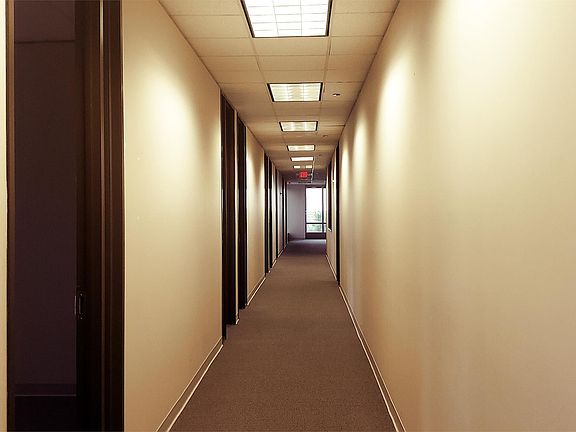 4th image of 9800 Centre Pkwy Ste 300
