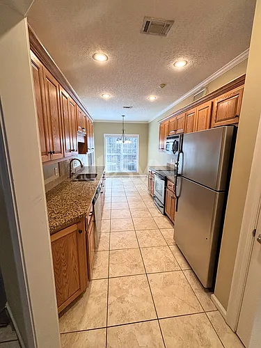 1708 W Hill Ave Photo 1