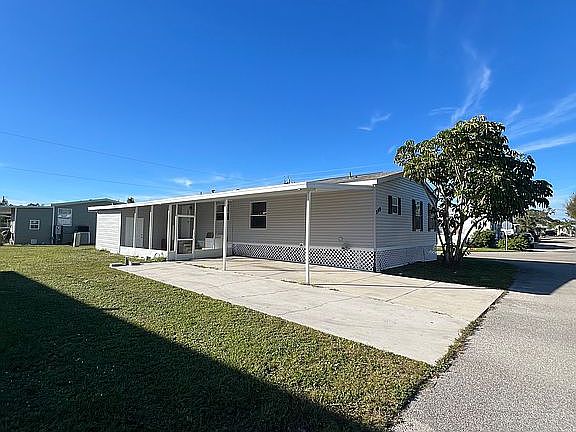 3rd image of 298 Buffalo Way