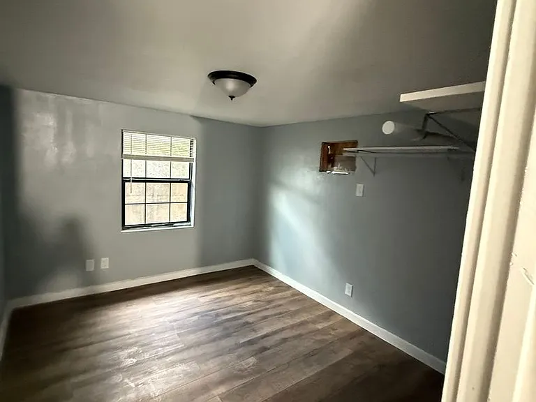 3933 Linder St — Photo 12