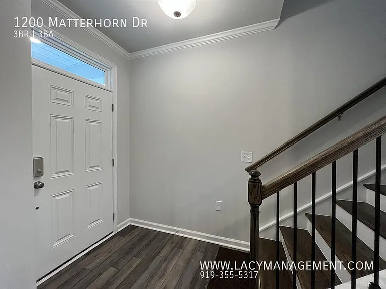 1200 Matterhorn Dr — Photo 3