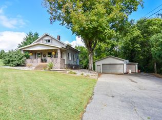 4607 Hogue Rd, Evansville, IN 47712