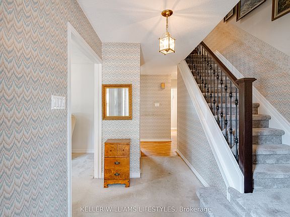 5th image of 203 McMaster Ct