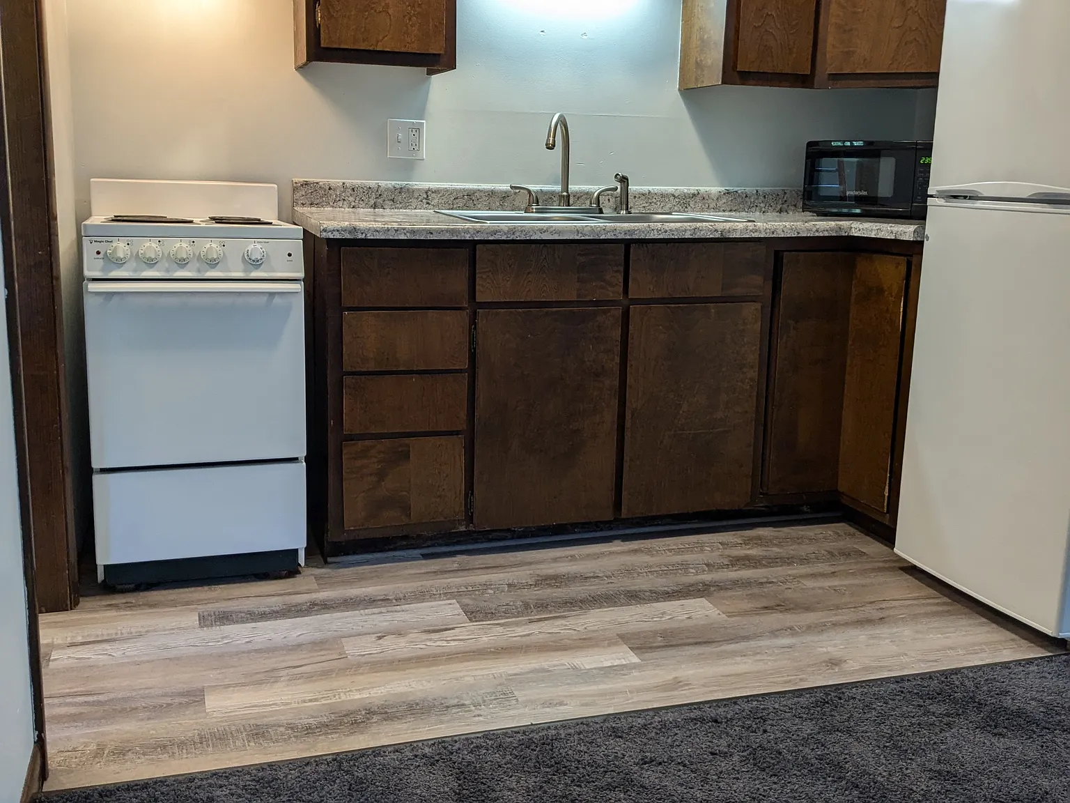 1 bed, 450 sqft, $900 — Photo 1