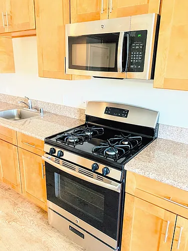 Floor plan 3 Beds 2 Baths