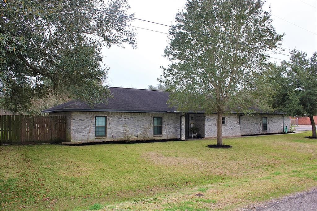 1202 Avenue C, Sweeny, TX 77480 Zillow