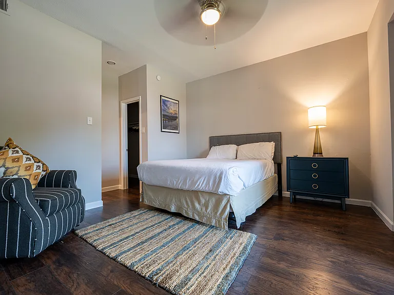2211 S Braeswood Blvd #21F — Photo 13