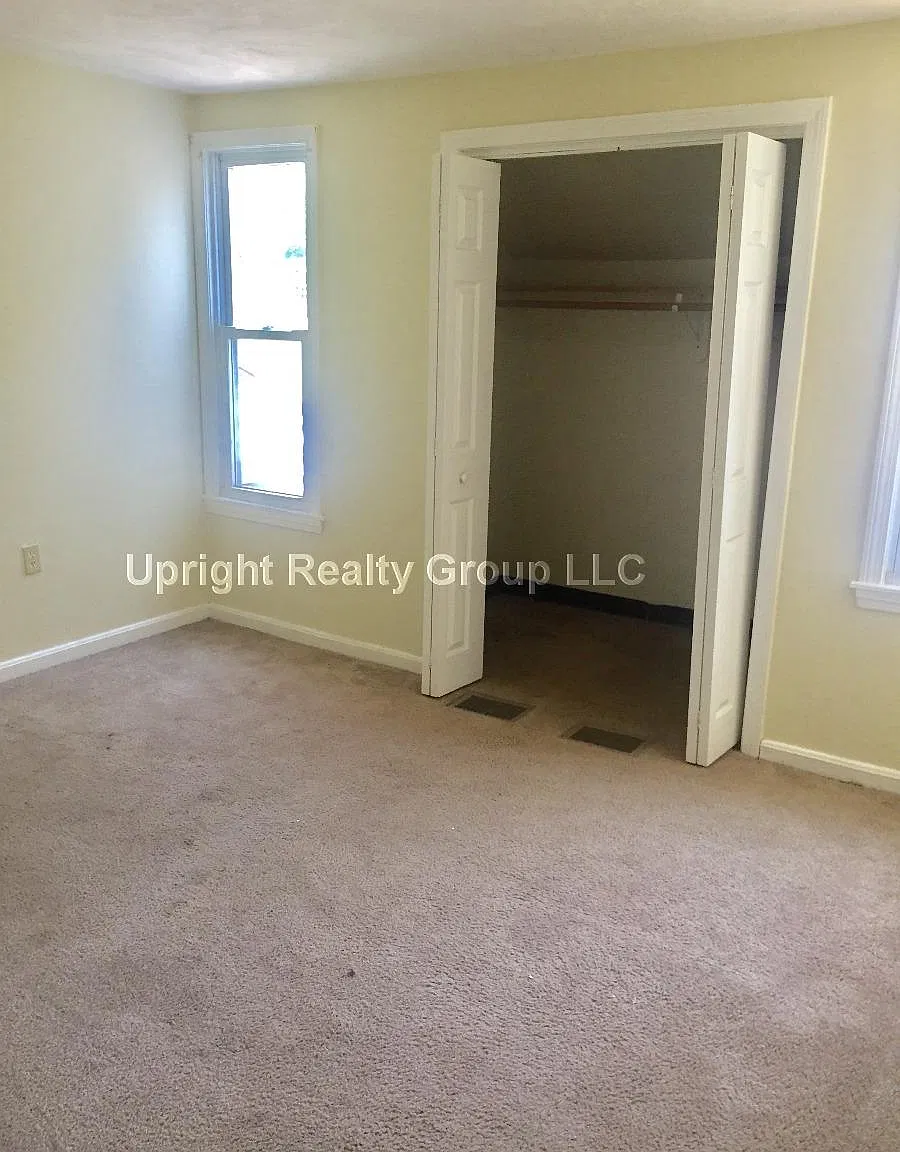 Towne Estates — Photo 2