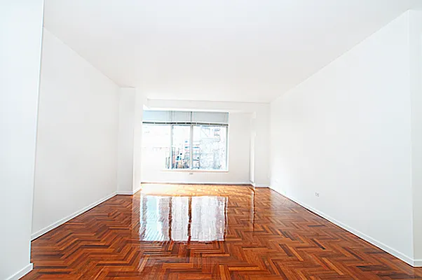 Sold by Prestigious International | media 16