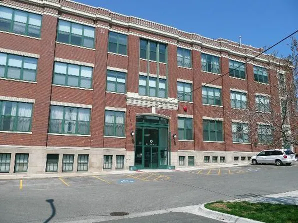 601 Linden Pl APT 106, Evanston, IL 60202