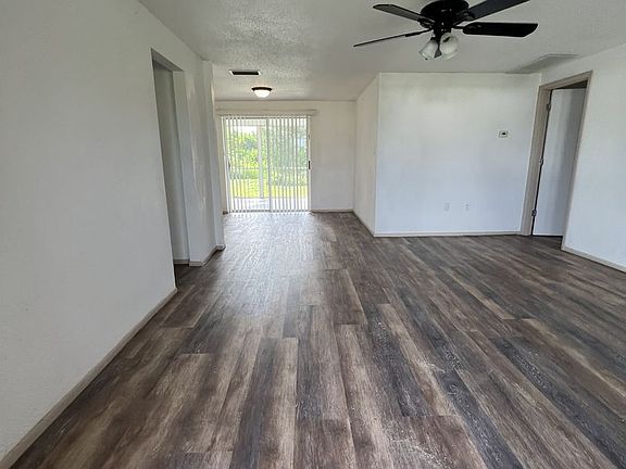 2nd image of 533 Crandall St