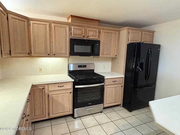 300 Ocean Ave N #D5 — Photo 25