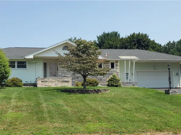 4 Bayberry Ln, Whitesboro, NY 13492