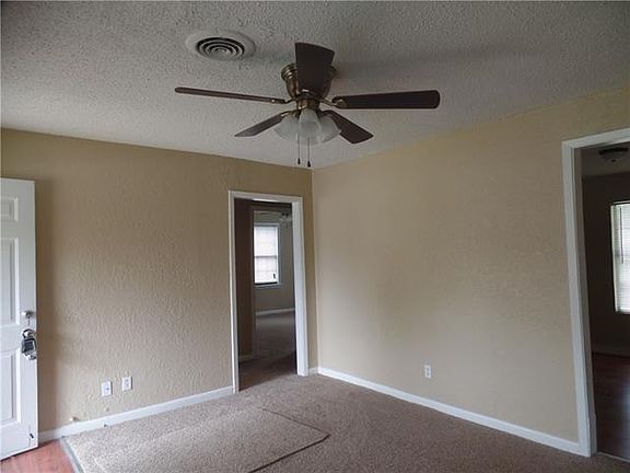 4th image of 8513 Pemberton Ct