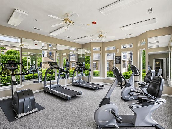 4th image of 5300 Harry Truman Dr #2301
