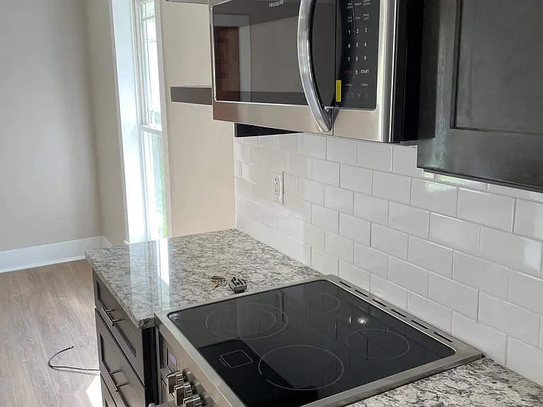 1206 Cornell St — Photo 15