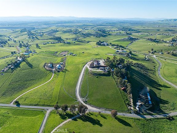 2nd image of 2245 Rancho Lomas Way